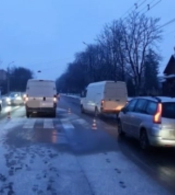 У Луцьку на переході збили пішохода