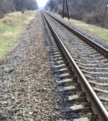 У Кременчуці загинув чоловік під потягом