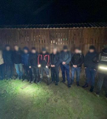 На Закарпатті організатору незаконного переправлення ухилянтів обрали запобіжний захід