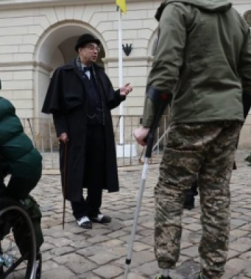 Для військових, що лікуються у Львові, організували безкоштовні екскурсії