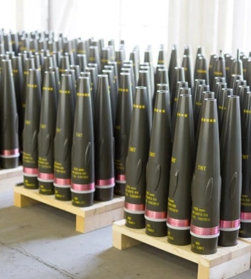 США збільшать у 6 разів виробництво артилерійських снарядів для допомоги Україні – ЗМІ