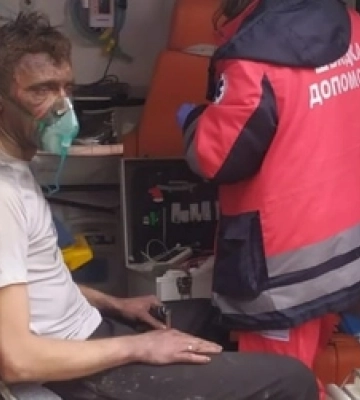 У Ковелі рятувальники витягнули з вогню 40-річного чоловіка 