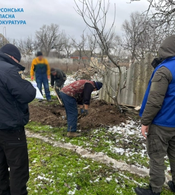 Армія РФ обстріляла суднобудівний завод, школу та житлові будинки Херсона