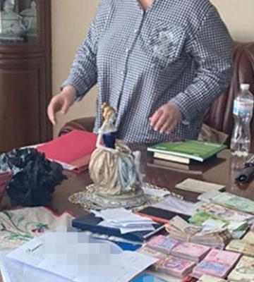 Головбух “Укртатнафти” отримала підозру у справі про привласнення 40 млрд гривень колишнім менеджментом компанії