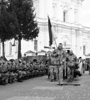 У Луцьку провели в останню дорогу двох військовослужбовців