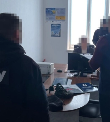 Посадовців Чернівецької та Одеської митниць викрили на масштабній корупції (ВІДЕО)