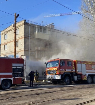 У Запоріжжі сталася велика пожежа у фітнес-центрі в Олександрівському районі, – ФОТО