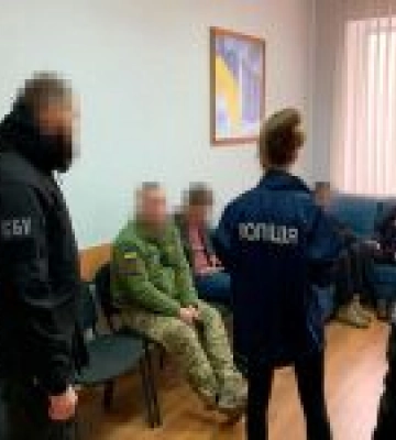 СБУ викрила посадовців Міноборони на розкраданні бюджетних грошей під час будівництва казарм для військових