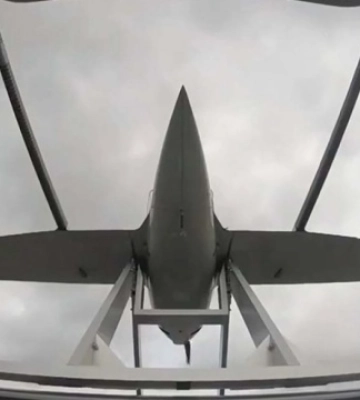 Армію дронів поповнили 2 комплекси безпілотників Raybird-3 українського виробництва