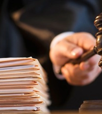Суд избрал меру пресечения организаторам &quot;пьяных&quot; вечеринок в Киеве