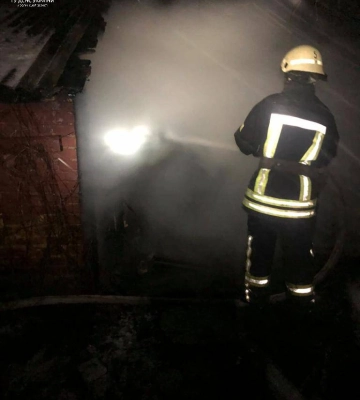 На Волині вночі згорів легковий автомобіль