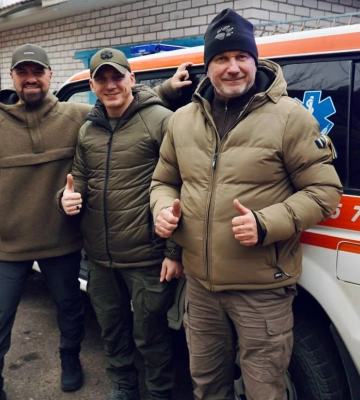 Миколаївські морпіхи отримали медичний автомобіль