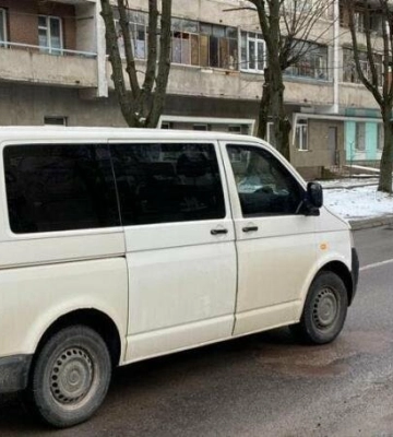 У Львові мікроавтобус збив жінку: потерпілу госпіталізували, - ФОТО