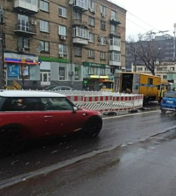 На улице Вадима Гетьмана в Киеве частично перекроют движение: на какой срок