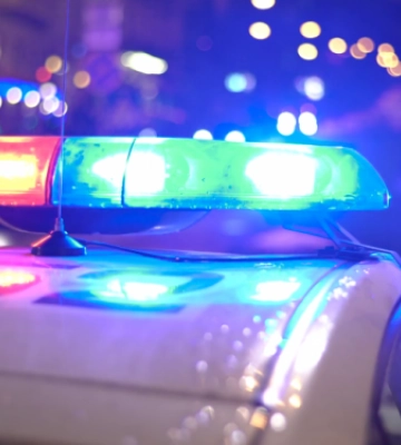 У Запоріжжі врятували чоловіка, який заблукав на вулиці в комендантську годину