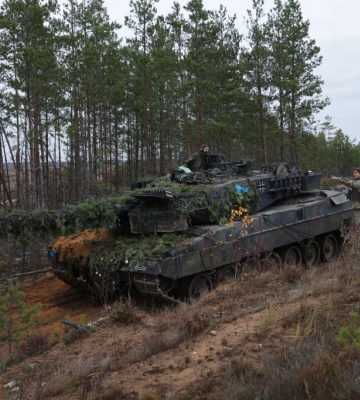 Міноборони ФРН: Перші танки Leopard прибудуть в Україну за три місяці