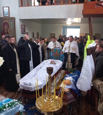 На Волині попрощалися із Героєм Романом Середою