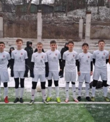 ДЮСШ Верес U-15 – у півфіналі кубка України