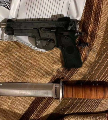 У Дніпрі у хостелі п&amp;#039;яний чоловік зі зброєю погрожував відвідувачам