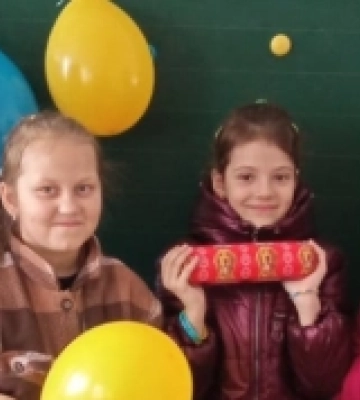 Школярі з Вараша організували акцію на підтримку бездомних тварин у місті
