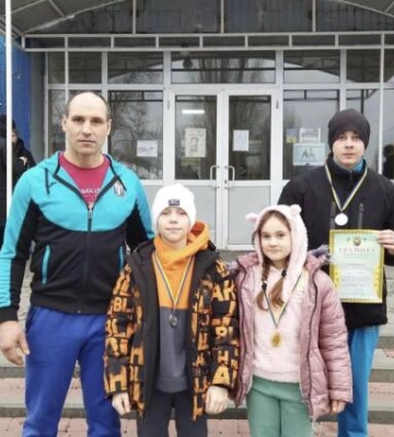 Спортсмени з Олександрівки посіли призові місця на чемпіонаті з важкої атлетики