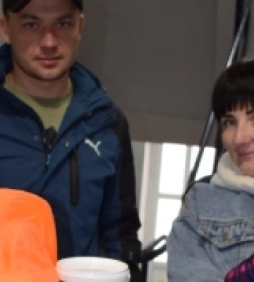 У Свалявському волонтерському хабі роздали понад 100 гуманітарних наборів для ВПО з Луганщини