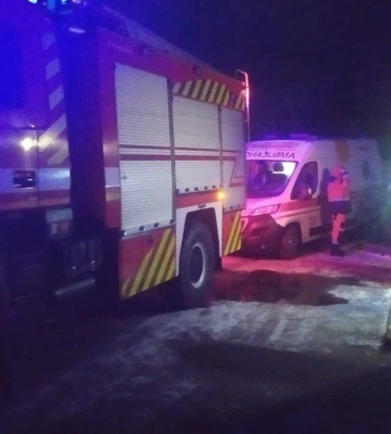 У Сарнах з підвалу багатоповерхівки, де виникла пожежа, врятували чоловіка