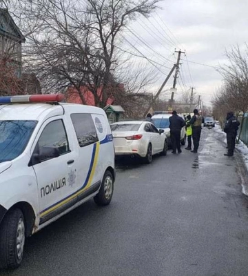 На Фастівщині молодик до смерті забив свого вітчима та втік