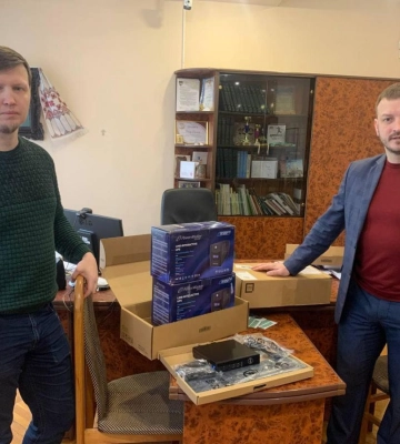 Державний архів Рівненської області отримав техніку з Німеччини (ФОТО)