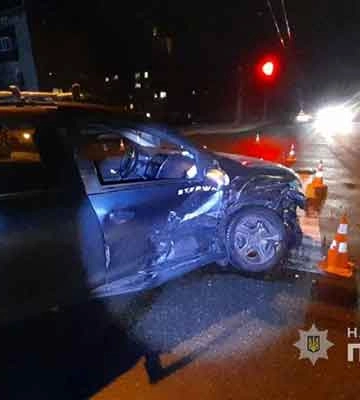 На Полтвщині у ДТП травмувались водій Renault та пасажирка BMW