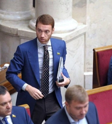 ВР підтримала дострокове припинення повноважень нардепа ОПЗЖ Абрамовича ВР підтримала дострокове припинення повноважень нардепа ОПЗЖ Абрамовича