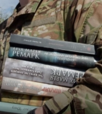 В Ужгороді розпочали збір книжок для військових