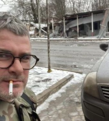 Відомий запорізький співак поділився враженнями про перебування у Бахмуті