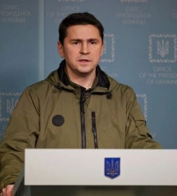 Намагається створити ілюзію: Подоляк про можливий початок нового наступу РФ