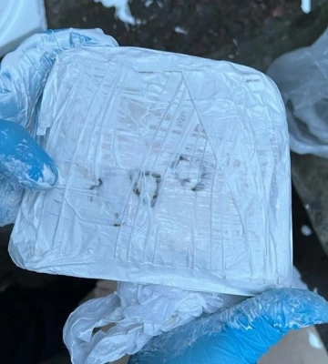 У Конотопі поліція спіймала наркокур’єрку з пів кіло амфетаміну