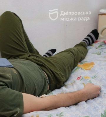 Лікарі Дніпра застосовують унікальні методи для порятунку бійців