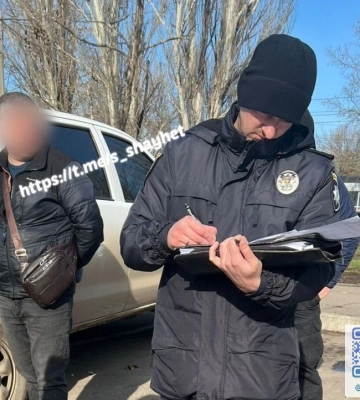 У Миколаєві чоловік намагався продати автівку, яку ввезли із-за кордону як гуманітарну допомогу