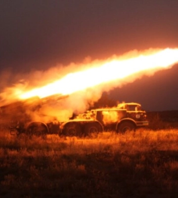 Вночі росіяни з важкої артилерії та РСЗВ обстріляли Дніпропетровщину