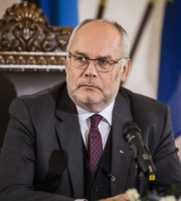 Президент Естонії підписав указ про відкликання посла в Москві