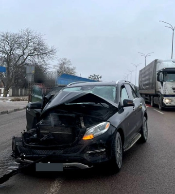 На Рівненщині трапилося подвійне ДТП