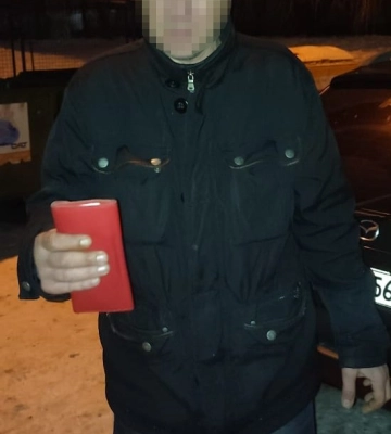 У Львові поліцейські затримали кишенькового злодія, який «працював» по маршрутках