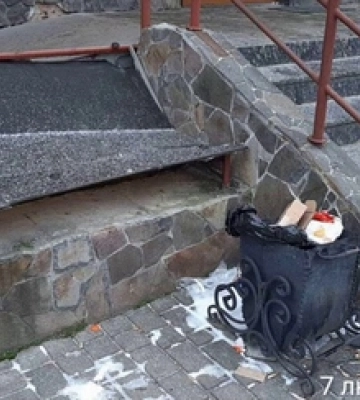 У Луцьку за занедбане відділення «Нової пошти» покарають управителя