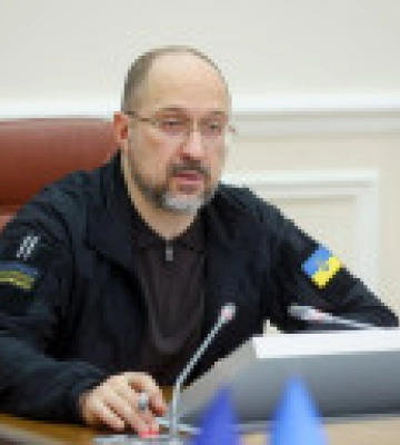 Ситуация со светом в Одессе улучшается, жители получают электричество до 5 часов в день – Шмыгаль