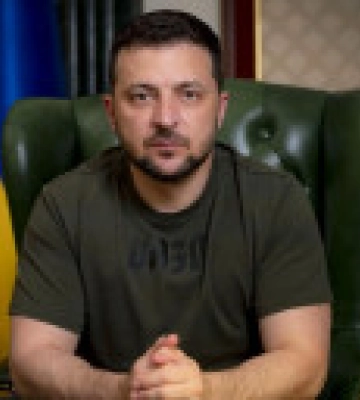 Зеленский подписал указы о назначении трех глав ОВА