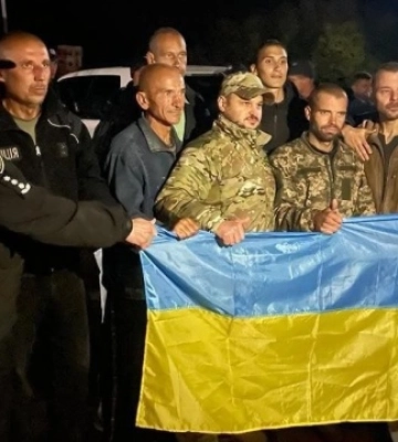 Литовський журнал визнав захисників Маріуполя «Людьми 2022 року»