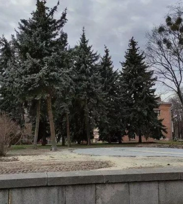 Полтавці проголосували за перейменування скверу «Школа Мистецтв»