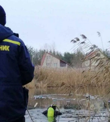 Йшов додому зі школи: у водоймі втопився восьмирічний хлопчик