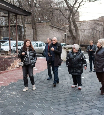 Віктор Пінчук особисто відвідав установи, якими Фонд опікується в Дніпрі (Фото)