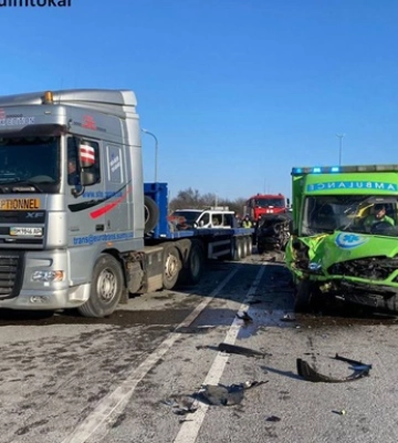У Київській області сталася масштабна аварія