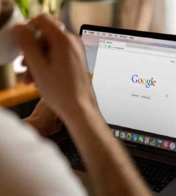Google за день потерял 100 млрд долларов из-за ошибки поискового чат-бота